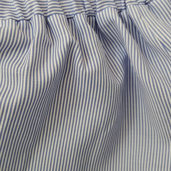 H&M Off the Shoulder Blouse - Picture 2 of 5